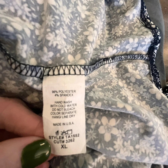 ~Bombom~ Shirt - XL - Picture 6 of 6